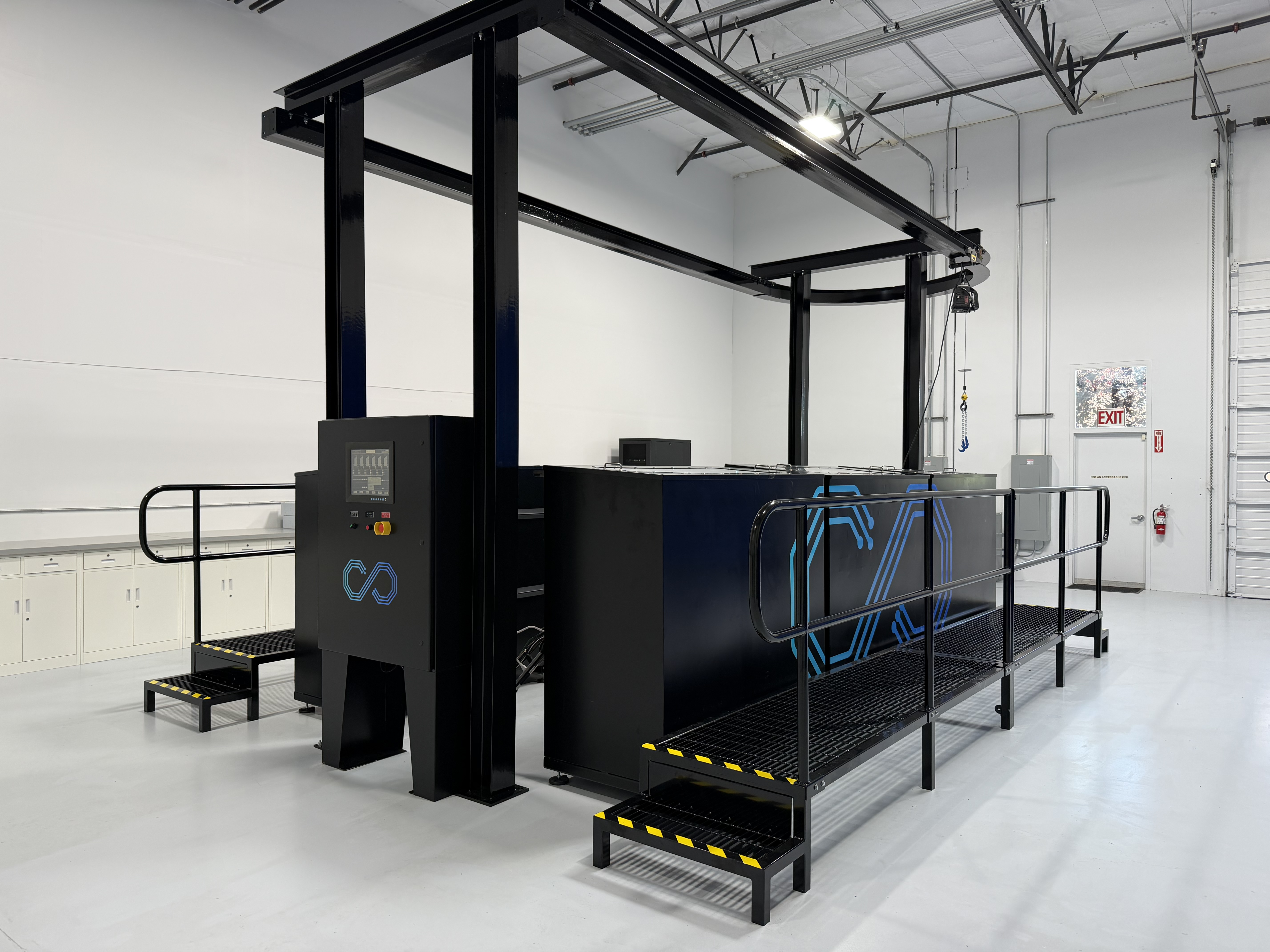 Infinium Edge module — full exterior